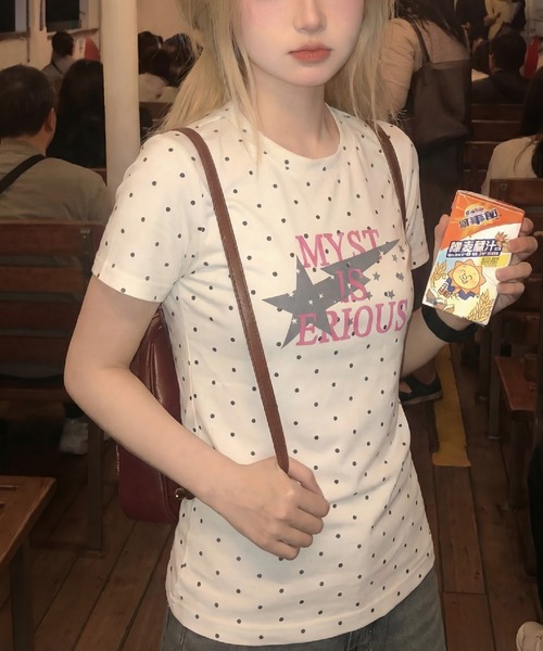 HALEY PESCA(ヘーリーペスカ)の「HALEY PESCA/ドット柄スターロゴプリントTシャツ(Tシャツ/カットソー・レディース・ホワイト・MEDIUM/SMALL/LARGE)」の5枚目の写真