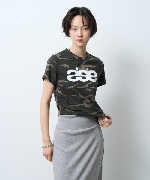 NUJOH(ヌゾ)の「Camouflage Logo Tee / 迷彩ロゴTシャツ(Tシャツ/カットソー・レディース・カーキ・FREE)」の13枚目の写真