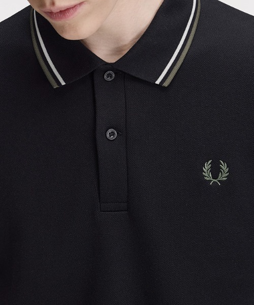 FRED PERRY（フレッドペリー）の「【先行予約受付中】Tipped Collared Sweatshirt／ティップカラースウェットポロシャツ（スウェット・メンズ・ブラック/カーキ・L/S/M）」の10枚目の写真
