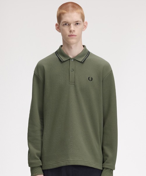 FRED PERRY（フレッドペリー）の「【先行予約受付中】Tipped Collared Sweatshirt／ティップカラースウェットポロシャツ（スウェット・メンズ・ブラック/カーキ・L/S/M）」の7枚目の写真