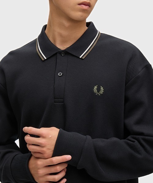 FRED PERRY（フレッドペリー）の「【先行予約受付中】Tipped Collared Sweatshirt／ティップカラースウェットポロシャツ（スウェット・メンズ・ブラック/カーキ・L/S/M）」の19枚目の写真