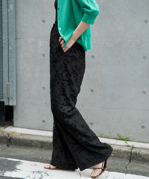 IENA（イエナ）の「《セットアップ対応》バックイージーパンツ（その他パンツ・レディース・ブラック・38/36）」の4枚目の写真