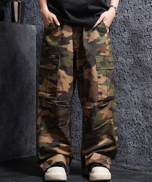 1111clothing（ワンフォークロージング）の「ツイル ワイドカーゴパンツ / Twill Wide-Leg Cargo Pants（カーゴパンツ・メンズ・グリーン/ブラウン/ブラック/カーキ・M/XL/L）」の4枚目の写真
