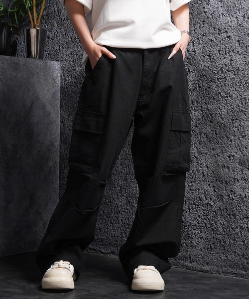 1111clothing（ワンフォークロージング）の「ツイル ワイドカーゴパンツ / Twill Wide-Leg Cargo Pants（カーゴパンツ・メンズ・グリーン/ブラウン/ブラック/カーキ・M/XL/L）」の8枚目の写真