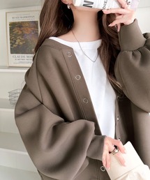 classicalelf（クラシカルエルフ）の「シンプル派の“欲しい”をくすぐる。ぽわん袖×多ボタン♪ダンボール素材リングドットボタン使いボリューム袖ブルゾン（ブルゾン）」