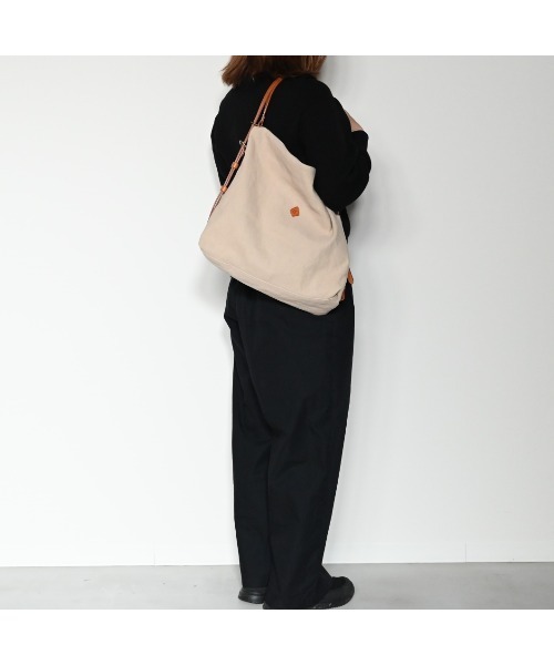 CLEDRAN(クレドラン)の「【ハーフショルダーとリュックの2WAY仕様】CL3997 HASA 2WAY SHOULDER(ショルダーバッグ・レディース・ブラック/ブラウン/ベージュ・FREE)」の7枚目の写真