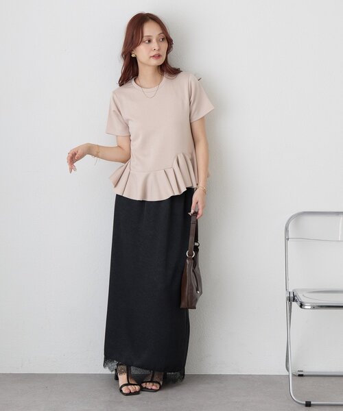 DISCOAT(ディスコート)の「【WEB限定】アシメフリルペプラムトップス(Tシャツ/カットソー・レディース・グレイッシュベージュ/オフホワイト/ネイビー・MEDIUM)」の22枚目の写真
