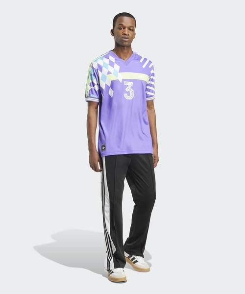 adidas(アディダス)の「ニューウェーブ90年代ジャージー NUWAVE90SJERSEY / 半袖 トップス / アディダスオリジナルス adidas Originals(Tシャツ/カットソー・メンズ・バイオレット・SMALL/MEDIUM/LARGE/X-LARGE/XX-LARGE/3XL)」の5枚目の写真