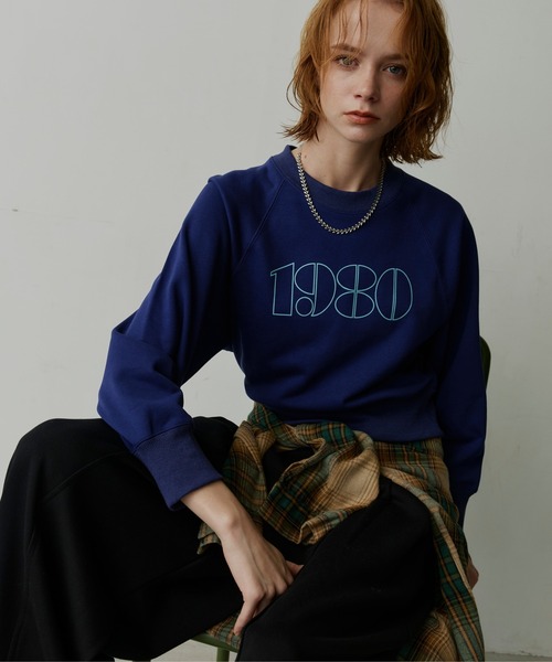 uchi.(ウチ)の「1980ロゴプリント ラグランスウェットプルオーバー(スウェット・レディース・杢グレー/ネイビー/ワインレッド・FREE)」の14枚目の写真