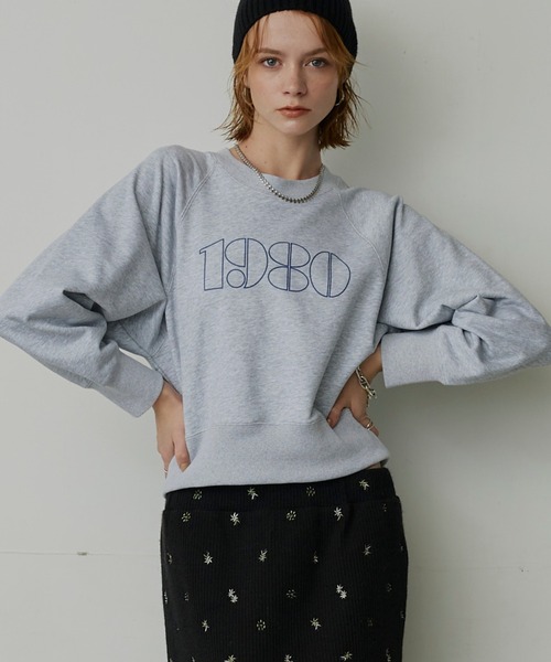 uchi.(ウチ)の「1980ロゴプリント ラグランスウェットプルオーバー(スウェット・レディース・杢グレー/ネイビー/ワインレッド・FREE)」の16枚目の写真
