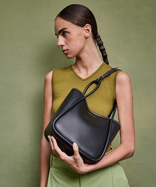 ブランド古着】CHARLES & KEITH｜チャールズ & キースのバッグ古着通販