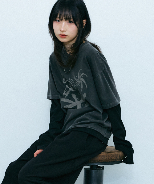 GAKKAI UNIONS(ガッカイユニオンズ)の「NOISE PIGMENT レイヤードロングスリーブ チャコール(Tシャツ/カットソー・レディース・その他・SMALL/MEDIUM/LARGE)」の1枚目の写真