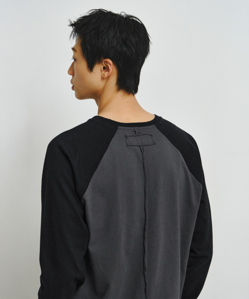 ENDOOR(エンドア)の「リバースラグラン長袖(ブラック)(Tシャツ/カットソー・メンズ・ブラック・LARGE/MEDIUM)」の9枚目の写真