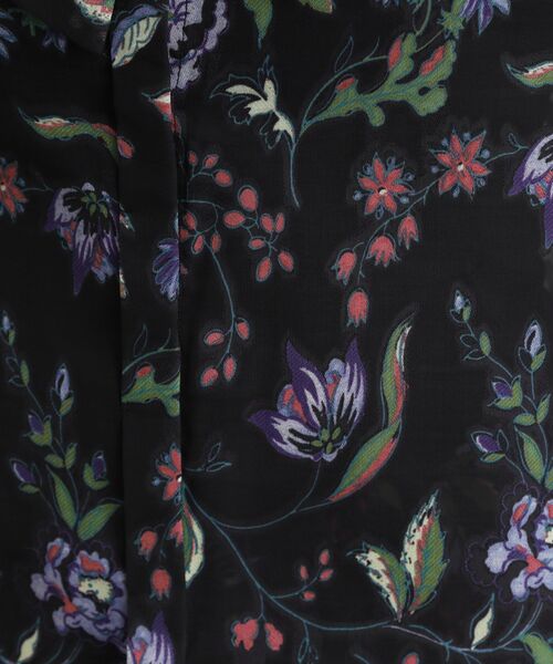LAURA ASHLEY(ローラアシュレイ)の「【洗える/カラー&無地展開あり】アーシャ柄ジャカードブラウス(シャツ/ブラウス・レディース・ブラック系/ブラック・38)」の12枚目の写真