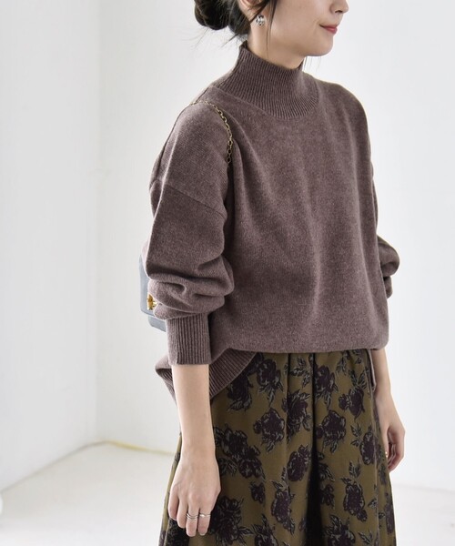 quaranciel(カランシエル)の「〈手洗い可能〉AQUA カシミヤ ミックス ハイネック スリット ニット(ニット/セーター・レディース・ライトグレー/ブラック/ブラウン/ブルー/その他・ONE SIZE)」の20枚目の写真