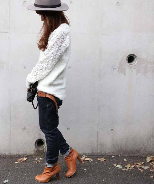 antiqua（アンティカ）の「フラワーレース×ゆるふわニットトップス（ニット/セーター・レディース・オフホワイト/ブラック・M）」の5枚目の写真