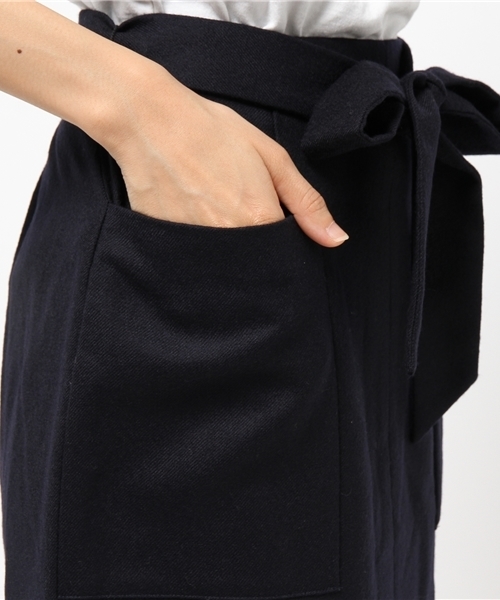 laboratory work(ラボラトリーワーク)の「サキソニーポケット付きタイトスカート(スカート・レディース・ネイビー/ブラウン/ライトベージュ・SMALL/MEDIUM)」の12枚目の写真