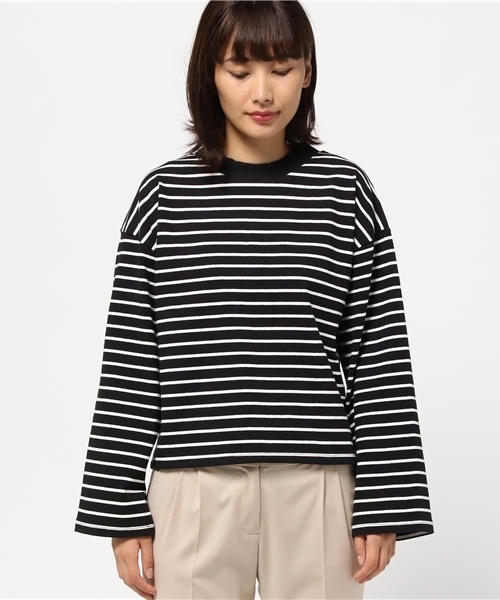 SLY（スライ）の「HIGH NECK TOPS（Tシャツ/カットソー・レディース・オフホワイト/ブラック/ピンク系その他/マルチ・1/2）」の5枚目の写真