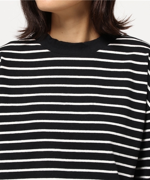 SLY（スライ）の「HIGH NECK TOPS（Tシャツ/カットソー・レディース・オフホワイト/ブラック/ピンク系その他/マルチ・1/2）」の8枚目の写真