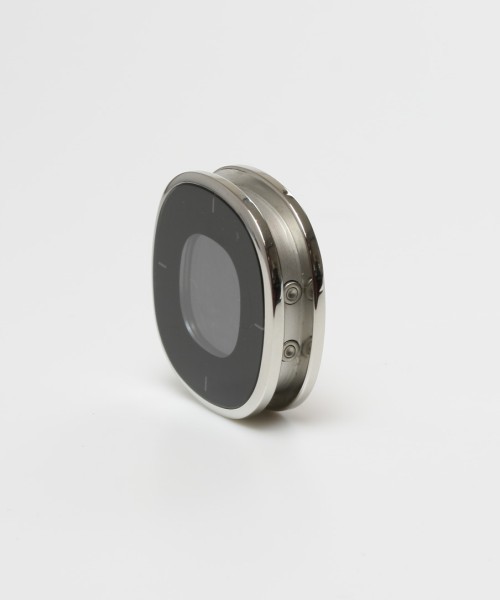 Untrod(アントロッド)の「Ororon Band LCD Watch(デジタル腕時計・メンズ・チャコールグレー/カーキ/レッド・フリ-)」の8枚目の写真