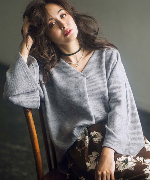GeeRA（ジーラ）の「モヘア調起毛リブニットソートップス（Tシャツ/カットソー・レディース・オフホワイト/カーキ/ピンク/杢グレー/ブラック・L/LL/M/S）」の3枚目の写真