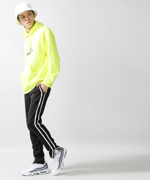 KANGOL（カンゴール）の「∴WEGO/KANGOL別注起毛ビッグシルエットパーカー（パーカー・メンズ・ホワイト/ブラック/カーキ/イエロー系その他・MEDIUM/LARGE）」の5枚目の写真