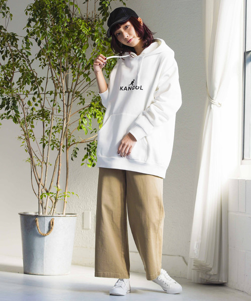 KANGOL（カンゴール）の「∴WEGO/KANGOL別注起毛ビッグシルエットパーカー（パーカー・メンズ・ホワイト/ブラック/カーキ/イエロー系その他・MEDIUM/LARGE）」の21枚目の写真