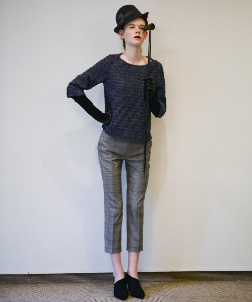 Soareak(ソアリーク)の「グレンチェッククロップドパンツ(スラックス・レディース・グレー/ブラウン・SMALL/MEDIUM)」の2枚目の写真