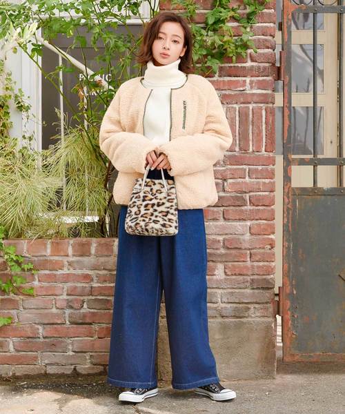 KOBE LETTUCE（コウベレタス）の「ふわふわエコファー巾着バッグ＊レディース/ミニバッグ/無地/レオパード柄[B1219]神戸レタス（ハンドバッグ・レディース・ブラック/ベージュ/パープル/グレー/カーキ/アイボリー/レオパード・FREE）」の22枚目の写真