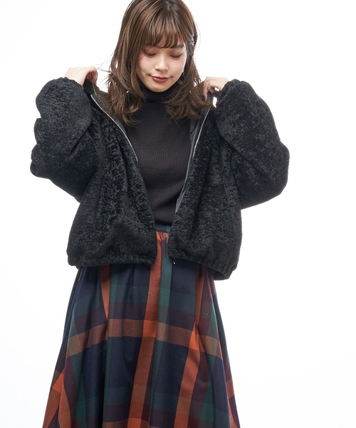 natural couture（ナチュラルクチュール）の「ボアパーカー（ブルゾン・レディース・ライトグレー/ブラック/ベージュ/ピンク・FREE）」の6枚目の写真