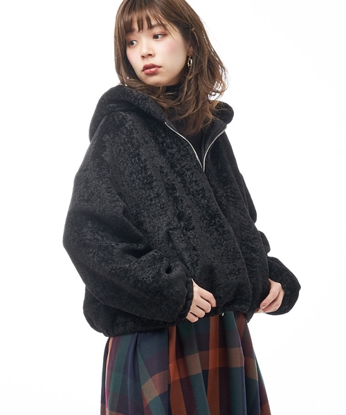 natural couture（ナチュラルクチュール）の「ボアパーカー（ブルゾン・レディース・ライトグレー/ブラック/ベージュ/ピンク・FREE）」の7枚目の写真