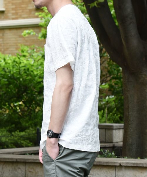 SHIPS（シップス）の「SC: MADE IN JAPAN ジャガード/リーフ ポケット Tシャツ（Tシャツ/カットソー・メンズ・ホワイト/チャコールグレー/ネイビー/オレンジ/ライトオリーブ/グレー・SMALL/MEDIUM/LARGE/X-LARGE）」の12枚目の写真