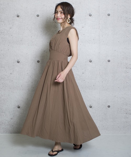 LUGG NAGG(ラグナグ)の「【Jewelobe/ ジュエローブ】包みボタンロングワンピース(ワンピース・レディース・ブラック/ブラウン/カーキ/ブルー・FREE)」の3枚目の写真