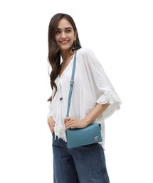 【PADMA/パドマ】【牛革】牛革3ポケットサコッシュ