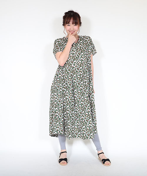 MashuKashu（マシュカシュ）の「花柄ワンピース（ワンピース・レディース・ブラック/グリーン/マスタード・フリー）」の10枚目の写真