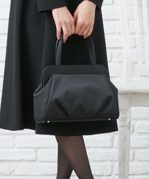 CARETTE（カレット）の「使いやすい「がま口デザイン」のブラックバッグ【喪服 礼服 ブラックフォーマル】（ハンドバッグ）」