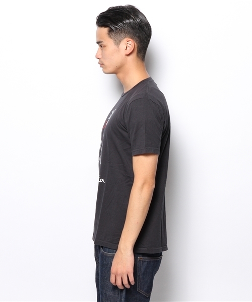 BEAMS T(ビームスティー)の「Souvenir / Dog ショートスリーブ Tシャツ(Tシャツ/カットソー・メンズ・ホワイト/ブラック・X-SMALL/LARGE/MEDIUM/SMALL)」の5枚目の写真