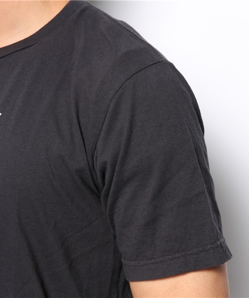 BEAMS T(ビームスティー)の「Souvenir / Dog ショートスリーブ Tシャツ(Tシャツ/カットソー・メンズ・ホワイト/ブラック・X-SMALL/LARGE/MEDIUM/SMALL)」の8枚目の写真