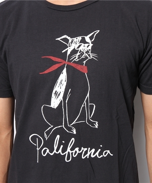 BEAMS T(ビームスティー)の「Souvenir / Dog ショートスリーブ Tシャツ(Tシャツ/カットソー・メンズ・ホワイト/ブラック・X-SMALL/LARGE/MEDIUM/SMALL)」の9枚目の写真