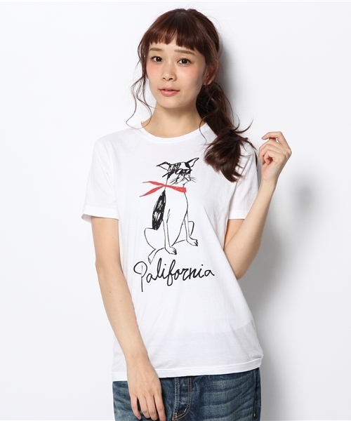 BEAMS T(ビームスティー)の「Souvenir / Dog ショートスリーブ Tシャツ(Tシャツ/カットソー・メンズ・ホワイト/ブラック・X-SMALL/LARGE/MEDIUM/SMALL)」の3枚目の写真