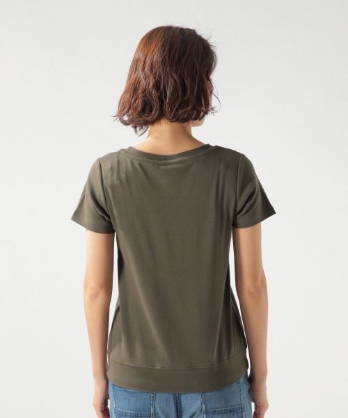 BAYFLOW(ベイフロー)の「シルキーフライス半袖CネックT(Tシャツ/カットソー・レディース・ベージュ/オフホワイト/カーキ/その他1/その他2・SMALL/MEDIUM/LARGE)」の8枚目の写真