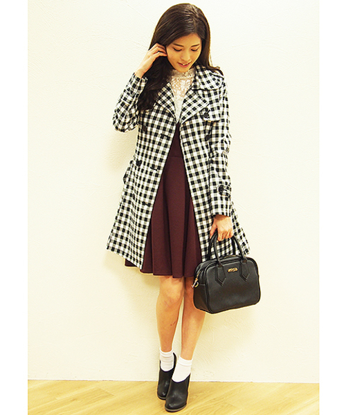 one after another NICE CLAUP(ワンアフターアナザーナイスクラップ)の「【ナイスクラップ】バレリーナトレンチコート(その他アウター・レディース・ベージュ/チェック/ネイビー・LARGE/MEDIUM)」の1枚目の写真