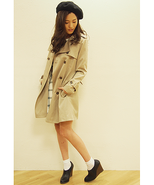 one after another NICE CLAUP(ワンアフターアナザーナイスクラップ)の「【ナイスクラップ】バレリーナトレンチコート(その他アウター・レディース・ベージュ/チェック/ネイビー・LARGE/MEDIUM)」の5枚目の写真