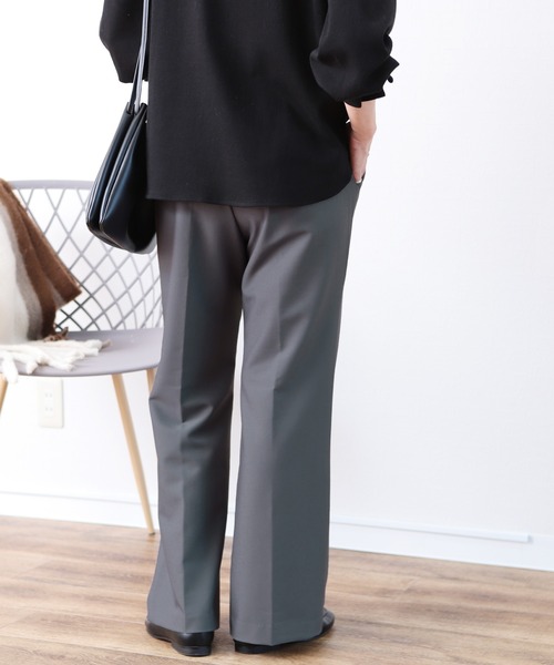 reca（レカ）の「美シルエット センタープレスフレアパンツ（その他パンツ・レディース・ブラック/モカ/グリーン系その他/ブルー系その他/パープル系その他・M）」の13枚目の写真