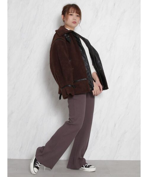 dazzlin（ダズリン）の「パイピングビッグボアブルゾン【パイピングコート】（ブルゾン・レディース・ベージュ/ブラウン/アイボリー・FREE）」の11枚目の写真