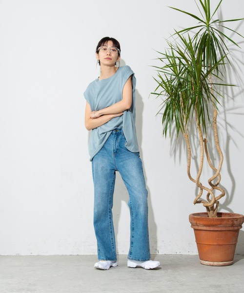 Auntie Rosa Holiday（アンティローザホリデー）の「ショルダータックノースリーブTシャツ（Tシャツ/カットソー・レディース・ブルー/ブラック/ライトグリーン/ナチュラル/モカ/ホワイト・FREE）」の8枚目の写真