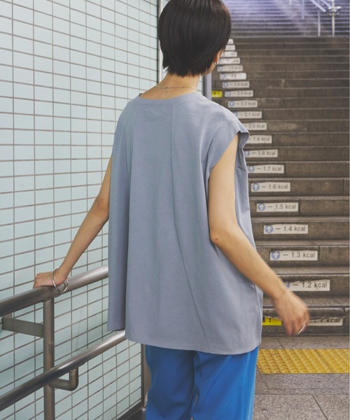 Auntie Rosa Holiday（アンティローザホリデー）の「ショルダータックノースリーブTシャツ（Tシャツ/カットソー・レディース・ブルー/ブラック/ライトグリーン/ナチュラル/モカ/ホワイト・FREE）」の22枚目の写真