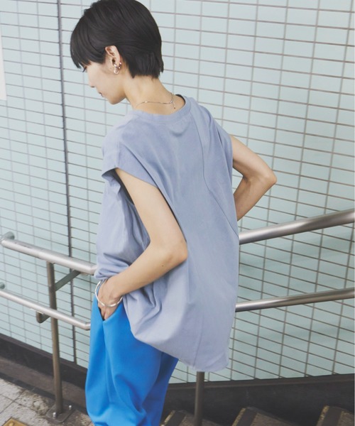 Auntie Rosa Holiday（アンティローザホリデー）の「ショルダータックノースリーブTシャツ（Tシャツ/カットソー・レディース・ブルー/ブラック/ライトグリーン/ナチュラル/モカ/ホワイト・FREE）」の18枚目の写真