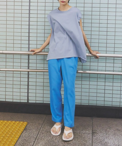 Auntie Rosa Holiday（アンティローザホリデー）の「ショルダータックノースリーブTシャツ（Tシャツ/カットソー・レディース・ブルー/ブラック/ライトグリーン/ナチュラル/モカ/ホワイト・FREE）」の17枚目の写真