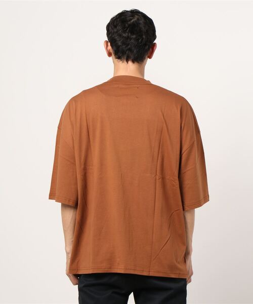 L'Appartement STUDIO NICHOLSON Tシャツ STUDIO NICHOLSON(スタジオ ニコルソン)のBRANDED SHORT SLEEVE